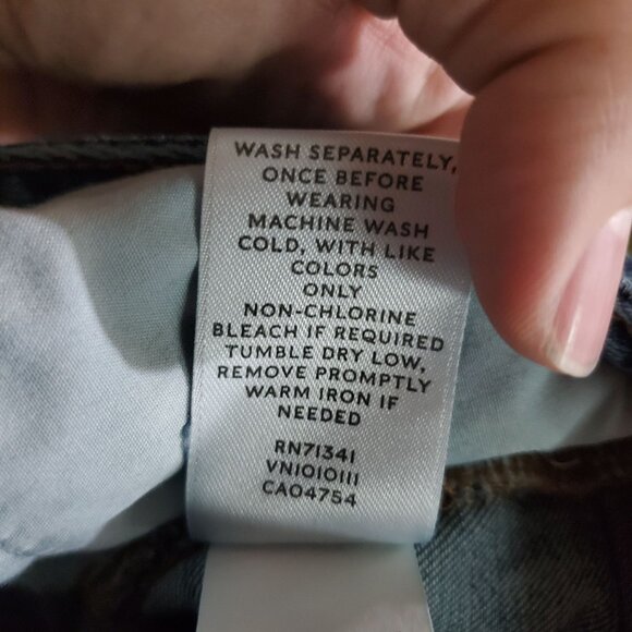 L.L. Bean Jeans Womens 10 Petite Blue Signature Straight Stretch Organic Denim - Picture 5 of 11